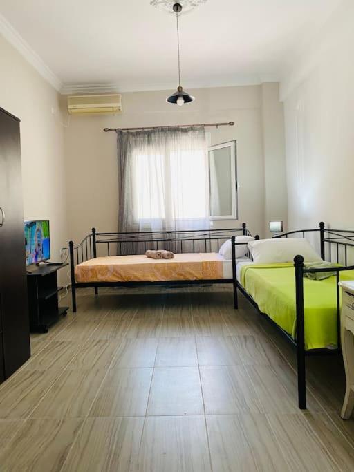 Modern 2Br Near Centre -5Min Wlk Apartman Pátra Kültér fotó